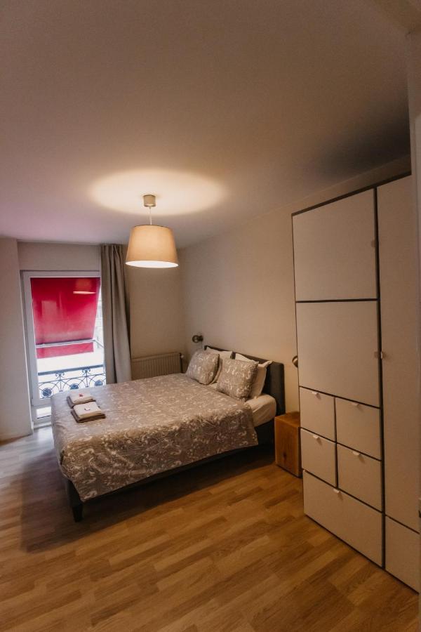 And Cozy In * Brussels